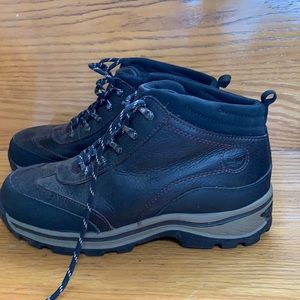 Timberland dark brown boots